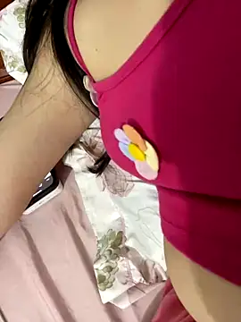 Snapshot of lee_ly chatting on November 2025 02:39:01 PM lee ly online show from November 2025 02:39:01 PM