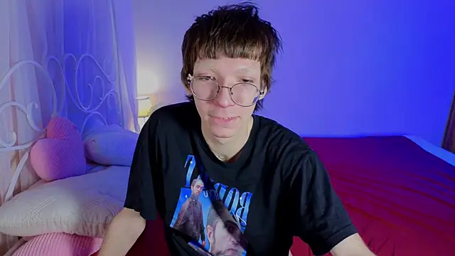 TommieHi online show from October 2025 12:35:01 PM