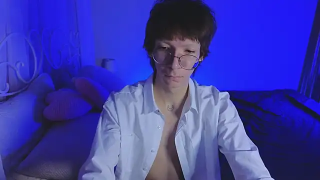 TommieHi online show from November 2025 05:07:01 AM