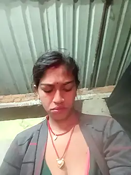 Snapshot of Sali_ji chatting on December 2025 11:32:01 PM Sali ji online show from December 2025 11:32:01 PM