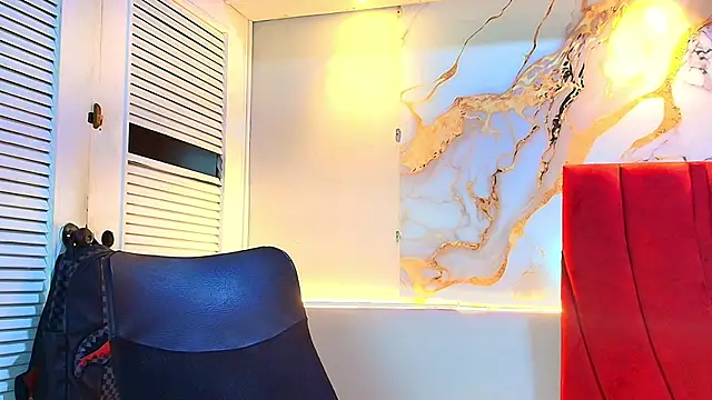 Snapshot of daniscot chatting on October 2025 03:50:01 AM daniscot online show from October 2025 03:50:01 AM