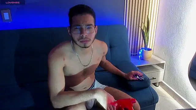 Jaybrown  1 online show from December 2025 02:17:01 AM