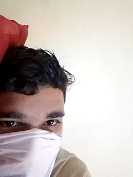 Snapshot of abhi05x chatting on September 2025 06:40:02 AM abhi05x online show from September 2025 06:40:02 AM