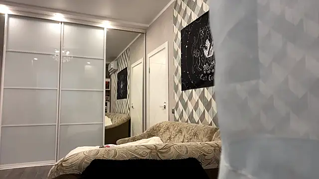 Snapshot of RebelKitsune chatting on October 2025 05:08:01 AM RebelKitsune online show from October 2025 05:08:01 AM