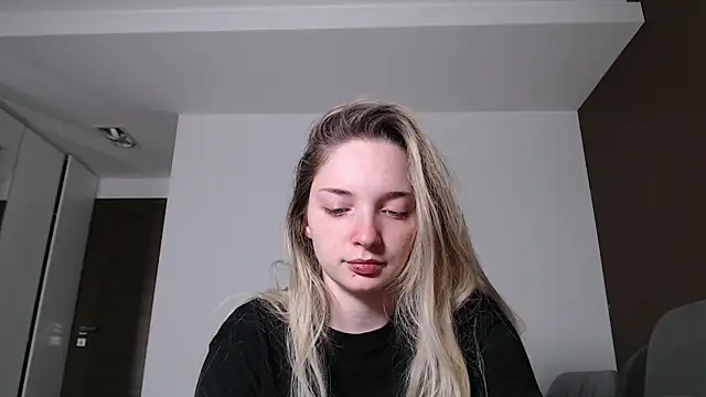 Snapshot of jessicahbelle chatting on June 2026 11:42:01 PM jessicahbelle online show from June 2026 11:42:01 PM