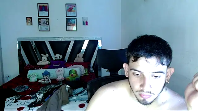 Sebasxxl12 online show from May 2026 10:27:01 PM