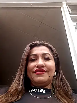 Snapshot of chloe__Jones_ chatting on October 2025 07:03:01 PM chloe Jones online show from October 2025 07:03:01 PM