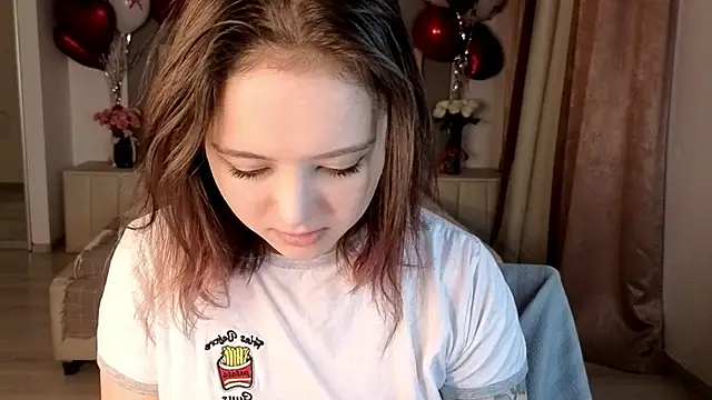 Snapshot of _EVA_GREEN chatting on October 2025 07:49:02 AM EVA GREEN online show from October 2025 07:49:02 AM