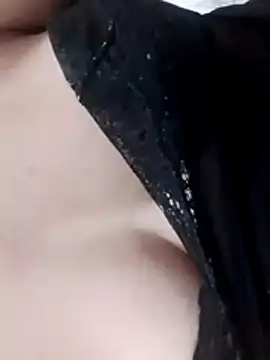 Snapshot of misteriosabb000 chatting on October 2025 10:25:02 PM misteriosabb000 online show from October 2025 10:25:02 PM