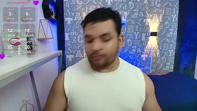 Snapshot of Adonis_Walker chatting on October 2025 08:17:02 PM Adonis Walker online show from October 2025 08:17:02 PM