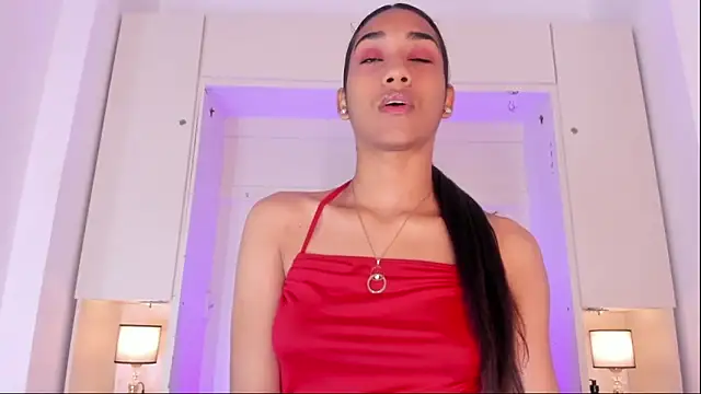 Snapshot of AnahiCollins chatting on October 2025 12:04:02 PM AnahiCollins online show from October 2025 12:04:02 PM