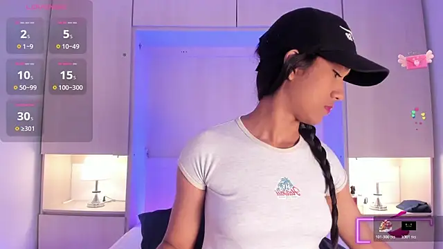 Snapshot of AnahiCollins chatting on November 2025 11:32:01 AM AnahiCollins online show from November 2025 11:32:01 AM