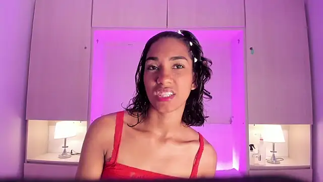 AnahiCollins online show from May 2026 11:37:01 AM