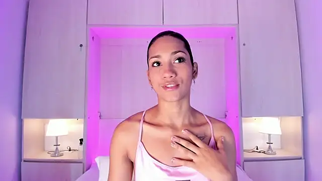 AnahiCollins online show from June 2026 11:35:02 AM