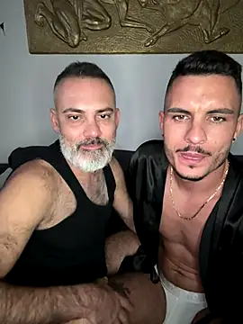 Snapshot of WildFlame2525 chatting on November 2025 08:20:02 PM WildFlame2525 online show from November 2025 08:20:02 PM