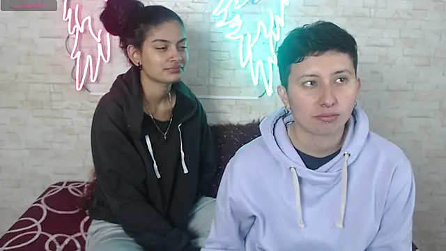 Gaby and Mei online show from October 2025 03:42:02 AM