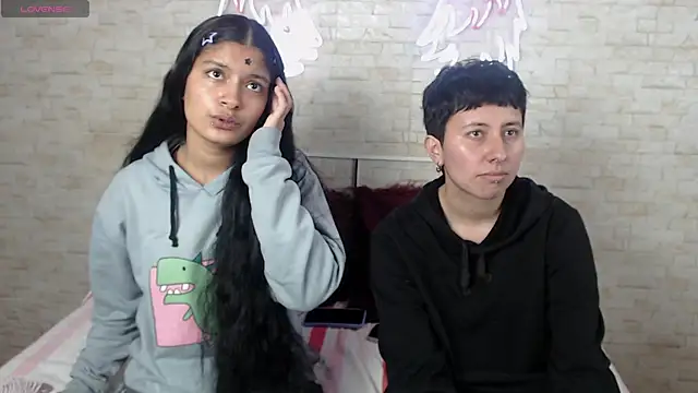 Gaby and Mei online show from October 2025 04:52:01 PM