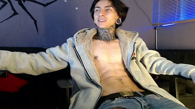 Snapshot of Kuregari_xs chatting on October 2025 04:34:01 AM Kuregari xs online show from October 2025 04:34:01 AM