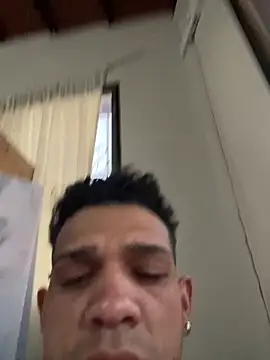 Valentino-elTuyo online show from February 2026 10:51:02 AM