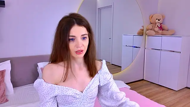 NikkaBush online show from June 2026 05:12:02 AM