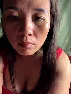 Snapshot of Suna-ny chatting on October 2025 01:12:02 PM Suna-ny online show from October 2025 01:12:02 PM