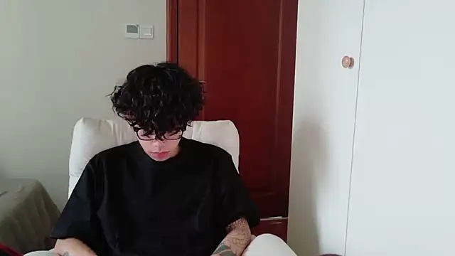 hangzi-0011 online show from October 2025 06:03:01 AM