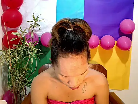 Snapshot of amandareddragon chatting on February 2026 02:17:02 PM amandareddragon online show from February 2026 02:17:02 PM