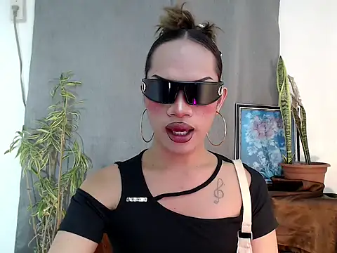 Snapshot of amandareddragon chatting on March 2026 11:27:02 AM amandareddragon online show from March 2026 11:27:02 AM