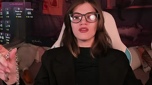 Snapshot of CathyAdams chatting on March 2026 06:18:01 AM CathyAdams online show from March 2026 06:18:01 AM