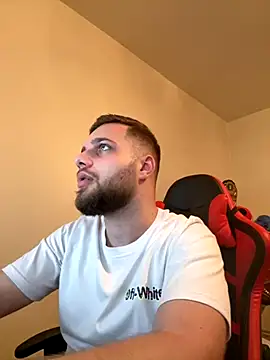 Snapshot of KingAdonisss chatting on November 2025 12:17:01 PM KingAdonisss online show from November 2025 12:17:01 PM