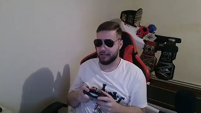 Snapshot of KingAdonisss chatting on November 2025 03:22:01 PM KingAdonisss online show from November 2025 03:22:01 PM