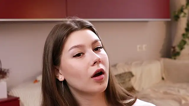 Snapshot of MondoNeko chatting on October 2025 07:17:02 AM MondoNeko online show from October 2025 07:17:02 AM