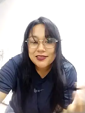 Snapshot of _LunaSweet chatting on October 2025 12:16:02 AM LunaSweet online show from October 2025 12:16:02 AM