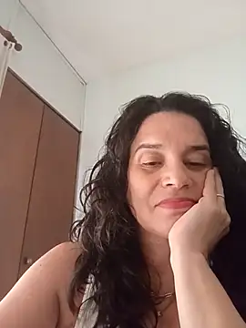 Snapshot of MoritaSalvaj chatting on October 2025 06:06:01 PM MoritaSalvaj online show from October 2025 06:06:01 PM