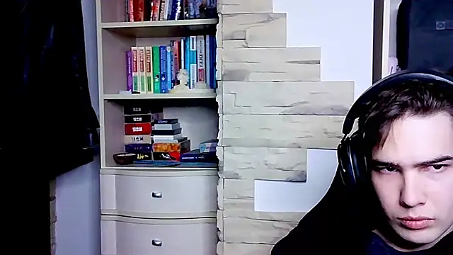  Chris Next Door  online show from October 2025 02:04:01 PM