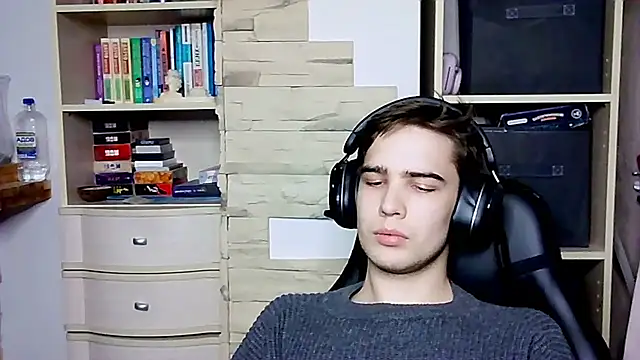  Chris Next Door  online show from October 2025 05:24:02 PM