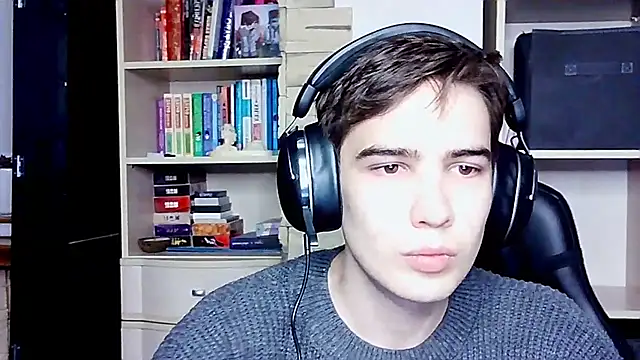  Chris Next Door  online show from October 2025 03:02:01 PM