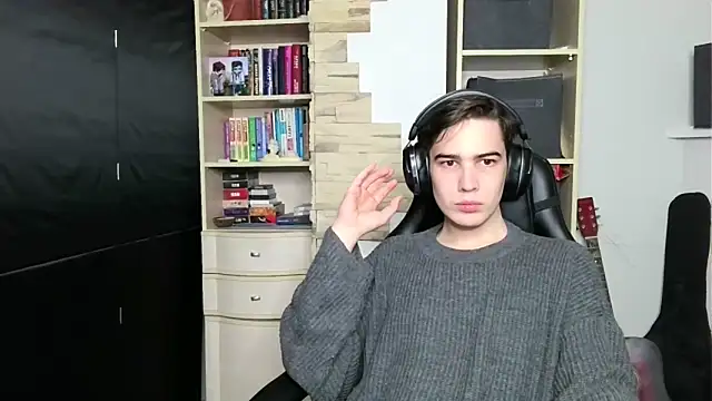  Chris Next Door  online show from October 2025 04:52:01 PM