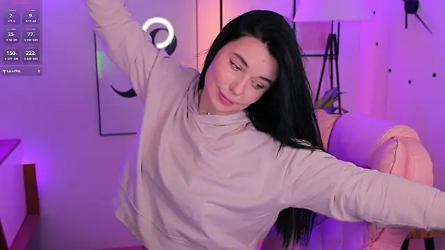 Snapshot of Black___Barbie chatting on November 2025 10:54:01 PM Black Barbie online show from November 2025 10:54:01 PM