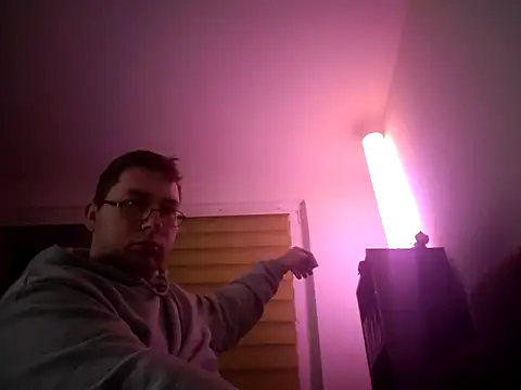 stivi2526 online show from November 2025 08:09:01 PM