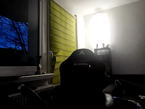 stivi2526 online show from February 2026 04:37:02 PM