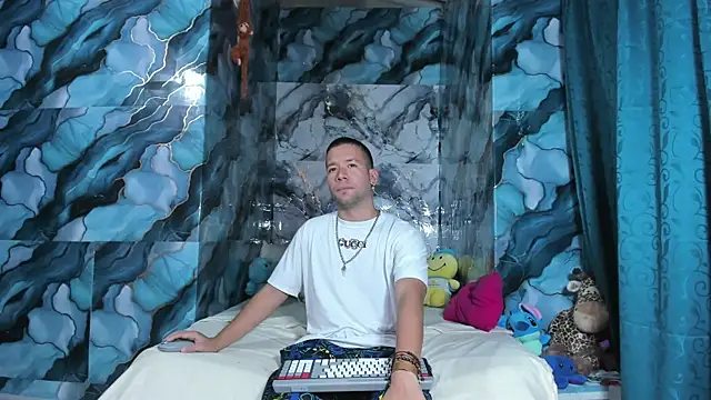 Snapshot of celesteyorucso1 chatting on October 2025 10:43:02 PM celesteyorucso1 online show from October 2025 10:43:02 PM