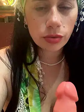 Snapshot of Amarteverdaderamente chatting on October 2025 02:00:01 AM Amarteverdaderamente online show from October 2025 02:00:01 AM