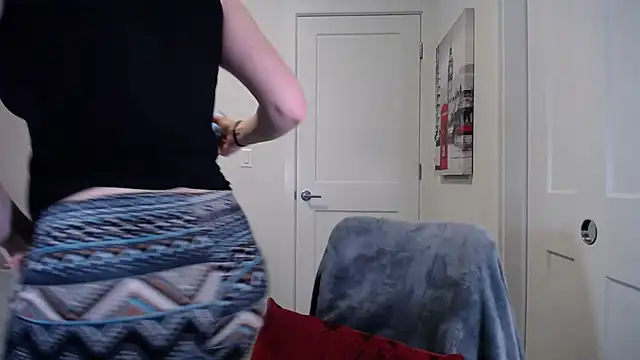 Snapshot of naughtyfox89 chatting on March 2026 03:12:02 AM naughtyfox89 online show from March 2026 03:12:02 AM