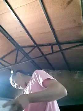 Snapshot of mntzz88 chatting on October 2025 04:07:01 AM mntzz88 online show from October 2025 04:07:01 AM