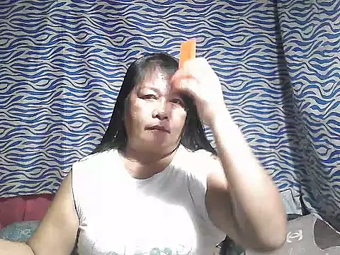 Snapshot of joy_cute chatting on October 2025 11:12:02 PM joy cute online show from October 2025 11:12:02 PM