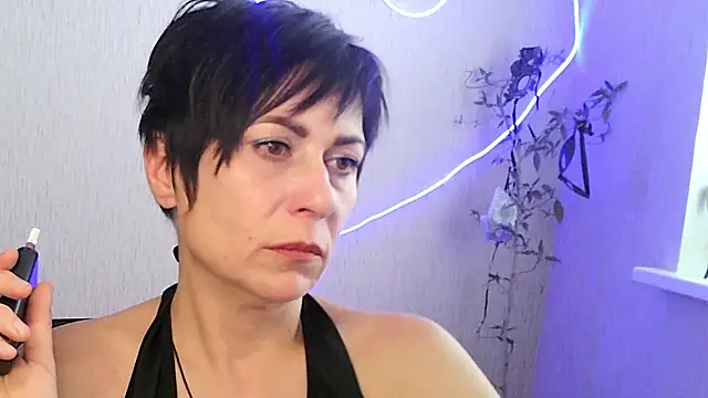 Snapshot of Ashley_Brookss chatting on November 2025 10:04:02 AM Ashley Brookss online show from November 2025 10:04:02 AM