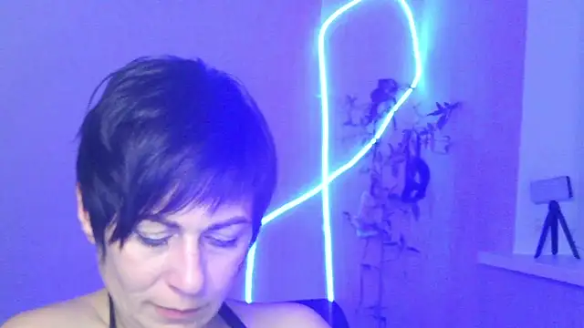 Snapshot of Ashley_Brookss chatting on November 2025 10:08:01 PM Ashley Brookss online show from November 2025 10:08:01 PM