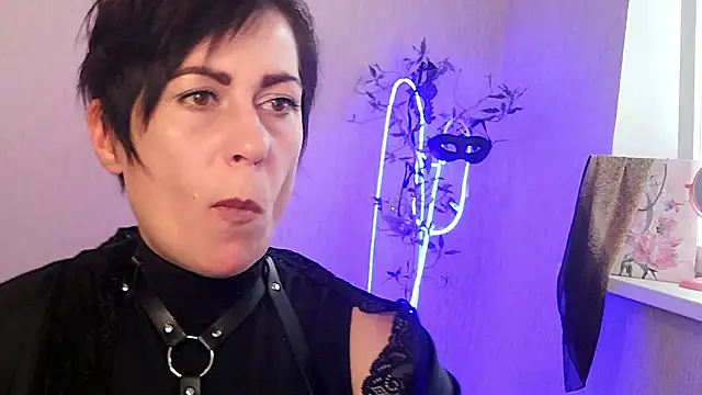 Snapshot of Ashley_Brookss chatting on November 2025 10:48:02 AM Ashley Brookss online show from November 2025 10:48:02 AM