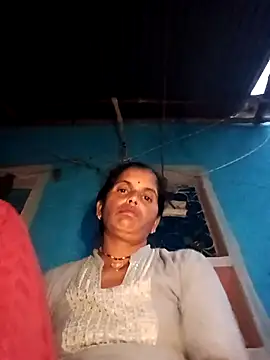 Snapshot of Mohni_cute chatting on October 2025 12:47:01 AM Mohni cute online show from October 2025 12:47:01 AM